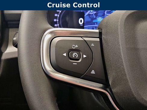 New 2026 Volvo XC40 B5 Plus w/ Climate Package image 37