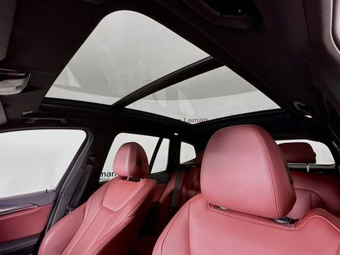 Used 2024 BMW X3 M40i w/ Premium Package image 23