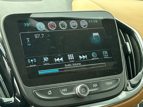 Used 2017 Chevrolet Volt Premier w/ Driver Confidence II Package image 26