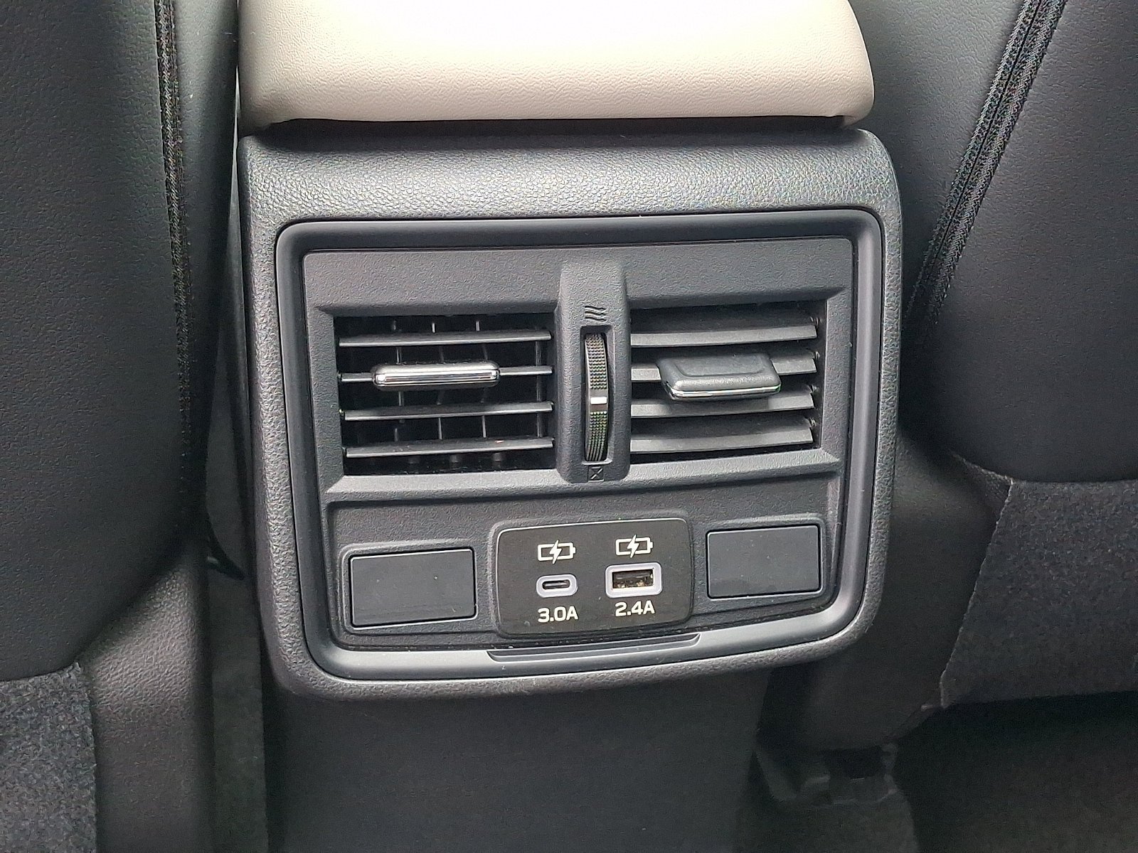 Certified 2026 Subaru Forester Premium w/ Base/Premium Plus Package AWD/4WD image 11