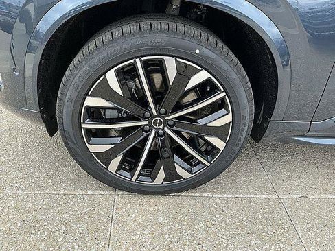 New 2026 Volvo XC90 T8 Ultra w/ Lounge Package AWD/4WD image 12