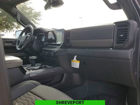 Certified 2025 Chevrolet Silverado 1500 ZR2 w/ Technology Package image 30