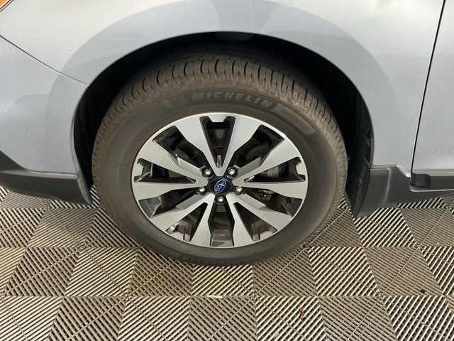 Used 2015 Subaru Outback 2.5i Limited AWD/4WD image 9