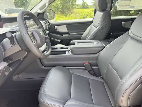New 2026 Ford Expedition Max Active AWD/4WD image 4