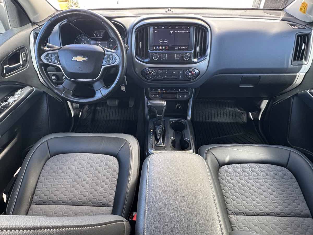 Used 2021 Chevrolet Colorado Z71 w/ Safety Package AWD/4WD image 23