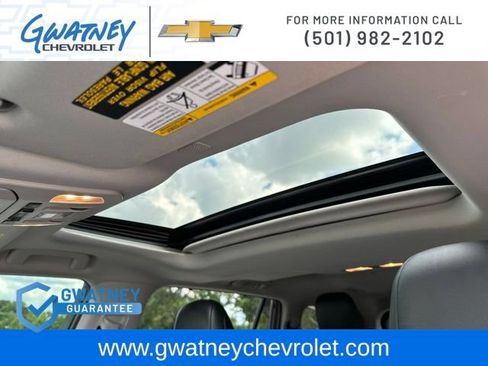Used 2022 Toyota Highlander XLE AWD/4WD image 20