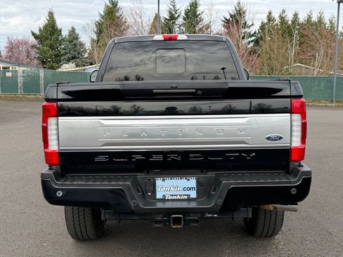 Used 2017 Ford F350 Platinum w/ Platinum Ultimate Package image 7