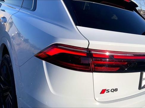 Used 2024 Audi SQ8 Premium Plus w/ Executive Package image 29