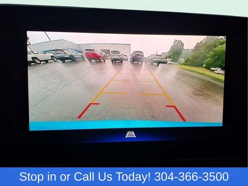 Used 2025 Chevrolet Trax RS FWD image 16
