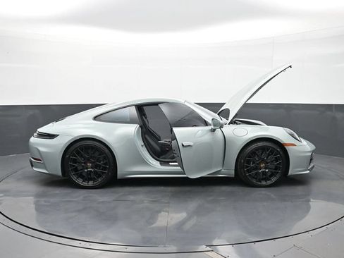 Certified 2025 Porsche 911 Carrera S RWD image 30