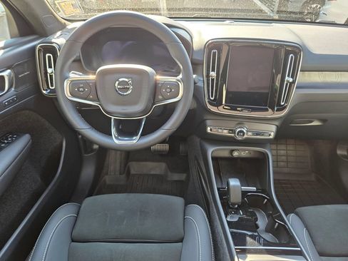 Certified 2023 Volvo C40 P8 Recharge Ultimate AWD/4WD image 19