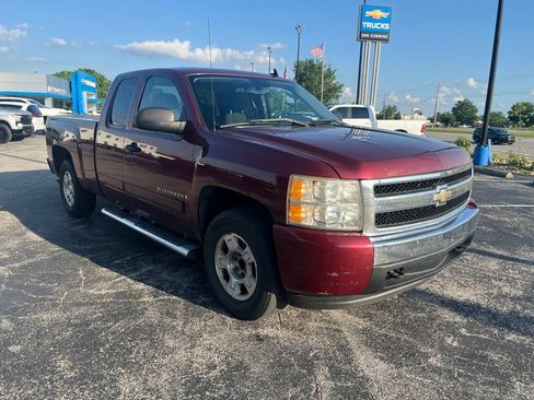Used 2008 Chevrolet Silverado 1500 LT w/ Power Pack Plus RWD image 2