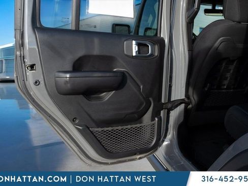 Used 2021 Jeep Wrangler Unlimited Rubicon 4xe w/ Steel Bumper Group image 17