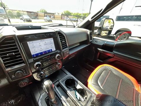 Used 2020 Ford F150 Lariat w/ Equipment Group 502A Luxury AWD/4WD image 13