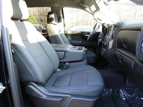 Used 2019 Chevrolet Silverado 1500 Custom Trail Boss image 28