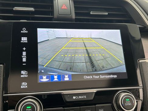 Used 2017 Honda Civic Touring image 18