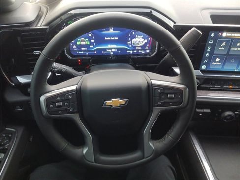 Used 2025 Chevrolet Silverado 3500 LTZ w/ LTZ Plus Package image 17