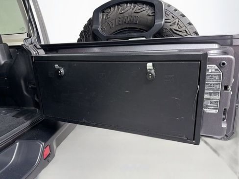 Used 2019 Jeep Wrangler Unlimited Rubicon AWD/4WD image 29