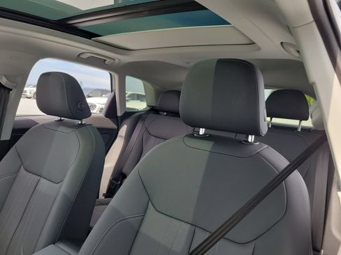 New 2026 Audi Q3 quattro 2.0T AWD/4WD image 16