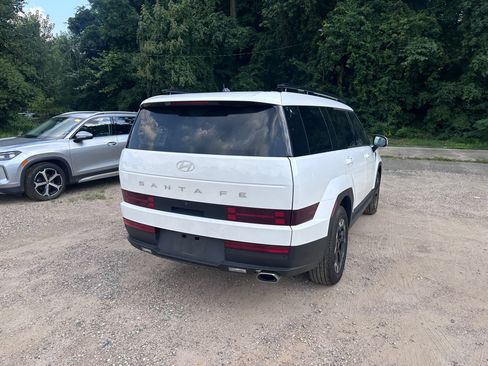 Used 2026 Hyundai Santa Fe SEL FWD image 23