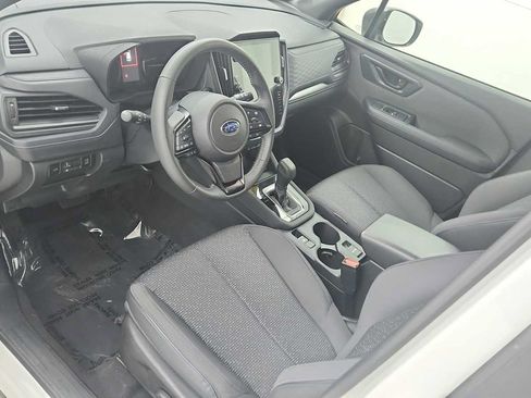 Certified 2025 Subaru Forester Premium AWD/4WD image 9