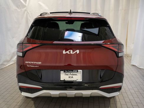 Certified 2025 Kia Sportage SX image 4