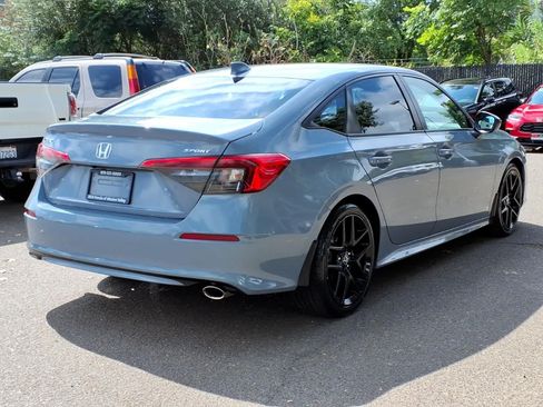 Used 2022 Honda Civic Sport image 4