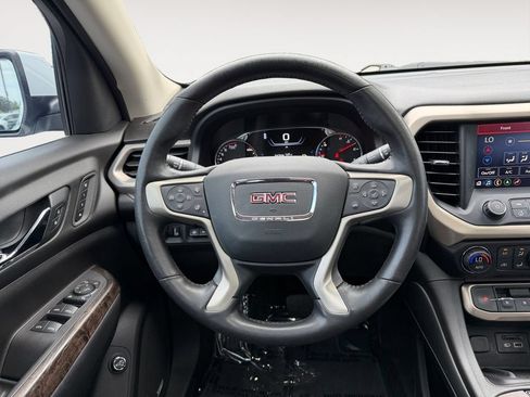 Used 2022 GMC Acadia Denali w/ Denali Ultimate Package AWD/4WD image 13
