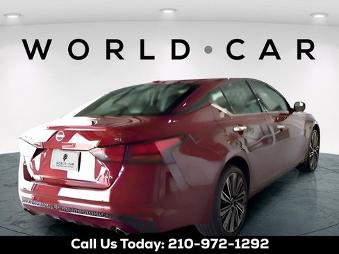 Used 2025 Nissan Altima 2.5 SL image 7