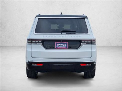 Used 2024 Jeep Grand Wagoneer Series I w/ HD Trailer Tow Package image 6