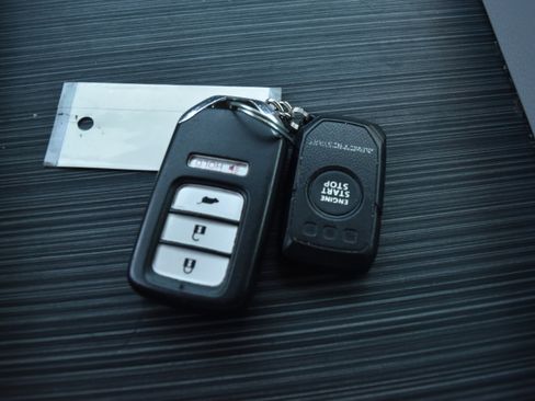 Certified 2017 Honda Pilot LX image 26