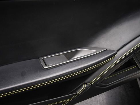 Used 2014 Ferrari 458 Spider image 47