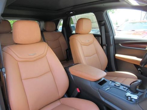 New 2025 Cadillac XT5 Premium Luxury w/ Technology Package image 8