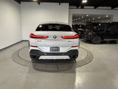 Used 2024 BMW X6 xDrive40i w/ Executive Package image 28