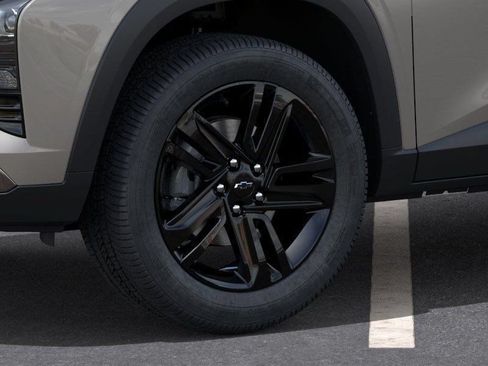 New 2026 Chevrolet Trax ACTIV w/ Sunroof Package FWD image 9