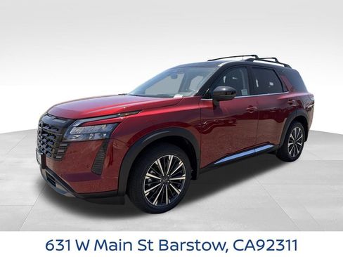 New 2026 Nissan Pathfinder Platinum w/ Lighting Package AWD/4WD image 8