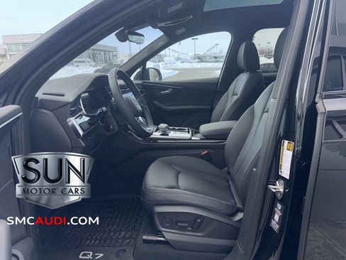 Used 2025 Audi Q7 2.0T Premium w/ Convenience Plus Package image 23
