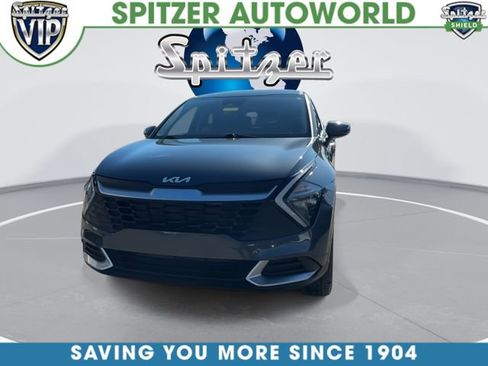 Certified 2023 Kia Sportage LX image 3