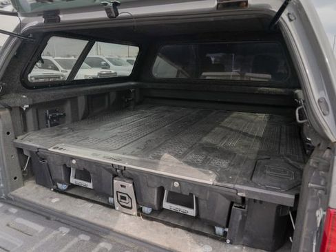 Used 2020 Ford F150 Raptor image 12