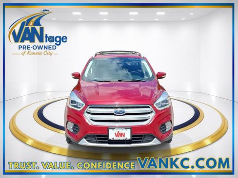 Used 2018 Ford Escape Titanium AWD/4WD image 2