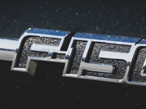 Used 2012 Ford F150 XLT w/ XLT Chrome Pkg image 16