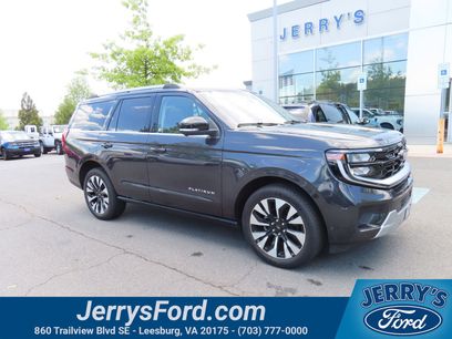 Used 2025 Ford Expedition Platinum w/ Driver's Package