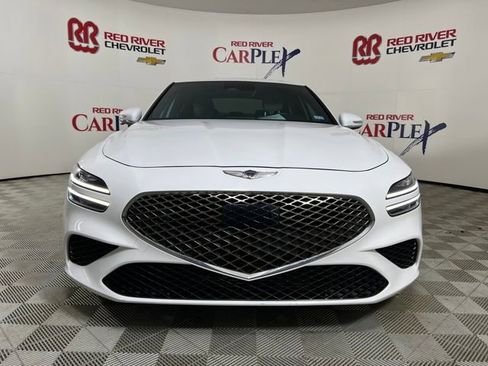 Used 2022 Genesis G70 3.3T image 2
