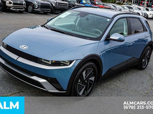 Used 2025 Hyundai Ioniq 5 SEL image 14