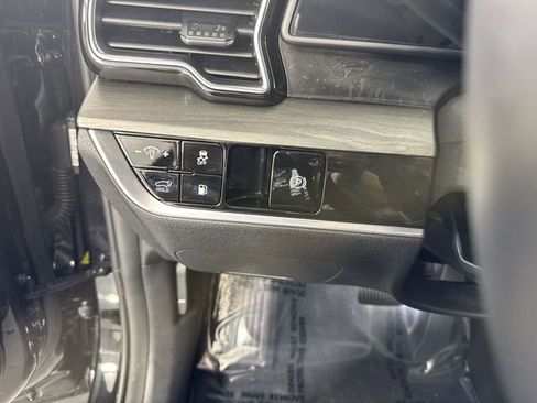 Used 2024 Kia Sportage X-Line AWD/4WD image 14