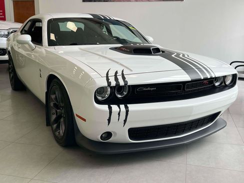 Used 2023 Dodge Challenger R/T Scat Pack w/ Shaker Package RWD image 1