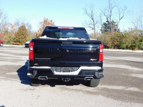 Used 2023 Chevrolet Silverado 1500 RST image 4