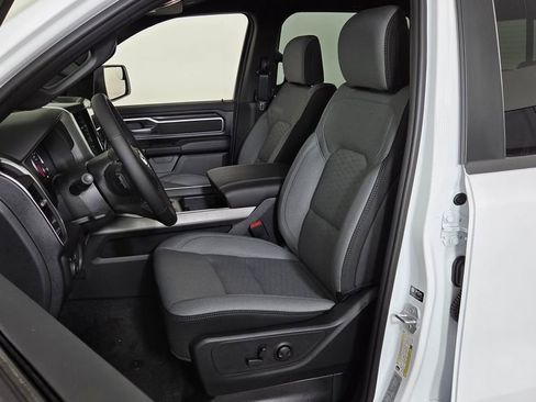 New 2026 RAM 1500 Big Horn AWD/4WD image 11