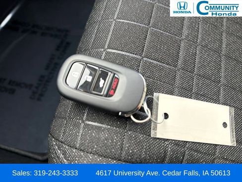 New 2026 Honda HR-V LX image 30