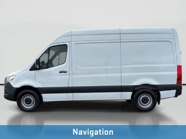 Used 2023 Mercedes-Benz Sprinter 2500 image 2
